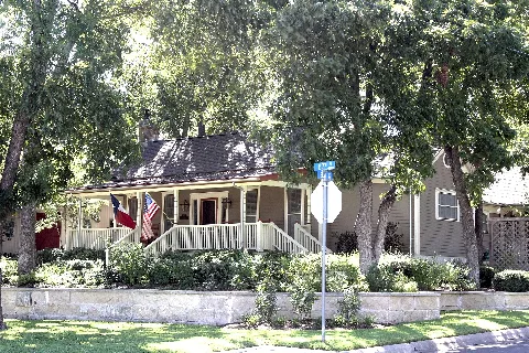 Emharrishouse