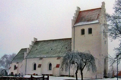 Errindlev Kirke Cropped1