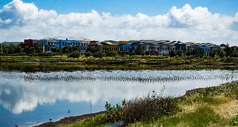 Facebook Offices Menlo Park California (34183281176)