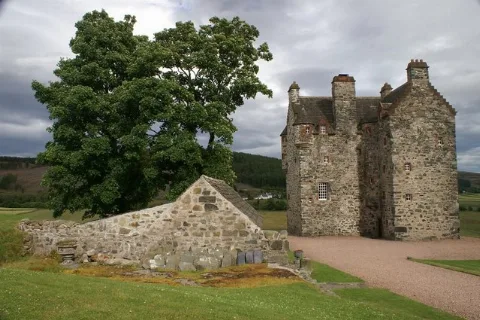 Forter Castle Geograph.org.uk 902188