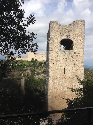 Fortilizio Dei Mulini. Spoleto 4