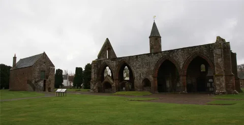 Fortrose Cathedral 20080430 01
