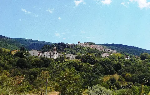 Fossato Di Vico