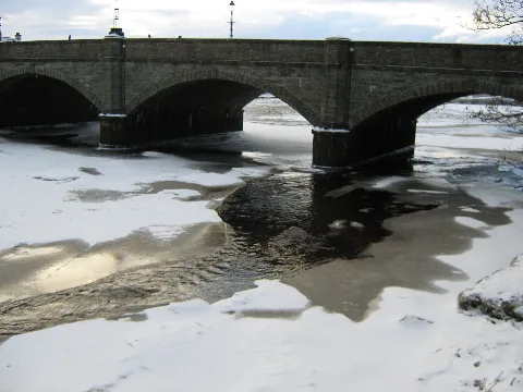 Frozen Thurso River At The Town Bridge Geograph.org.uk 1727379