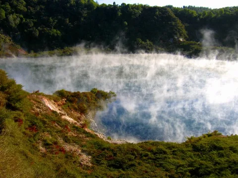 Frying Pan Lake Nz