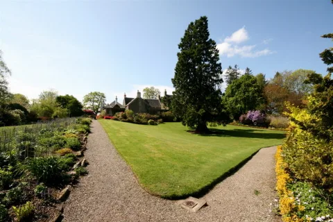 Geilston House Geograph.org.uk 415737