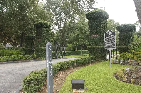 Glenviewcemeteryentrance