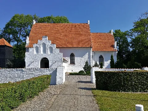 Gloslunde Kirke, Lolland 01