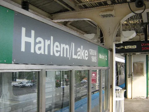 Harlemlake Station