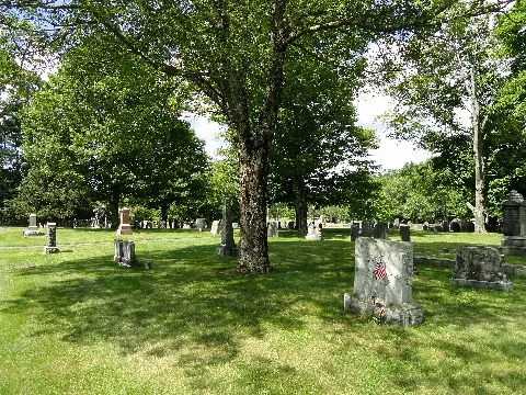 Highland Cemetery Dover, Ma Dsc09491