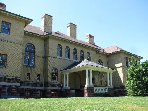 Highland School, Reading Ma
