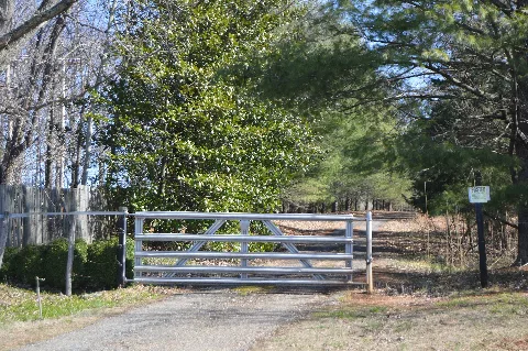 Hope Dawn Driveway Gate