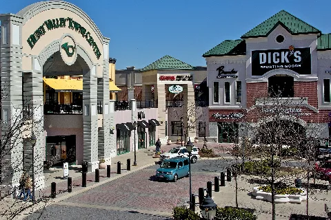 Huntvalleytownecenter