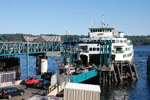 Hyak Boarding