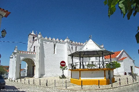 Igreja Matriz Do Vimieiro Portugal (16846687547)