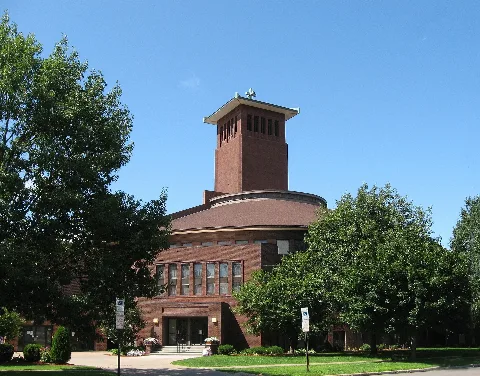 Image Of St. Paul's United Methodist Church (Founded As Methodist Episcopal) Taken Across 3Rd Ave Se In 2008.
