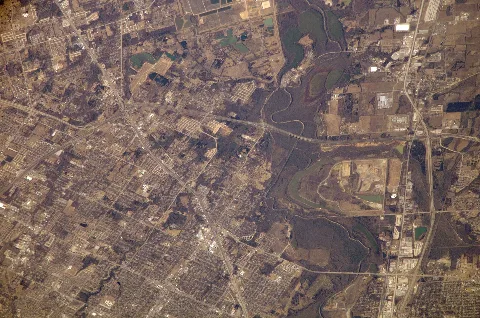 Iss016 E 20399 View Of Texas