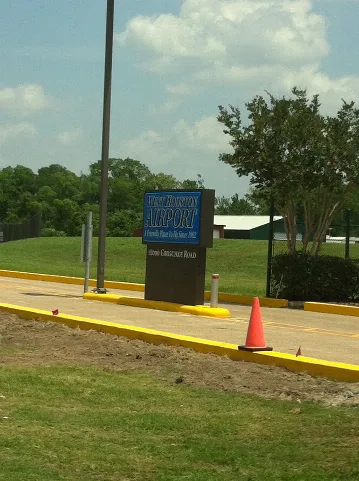 Iws Entrance Sign