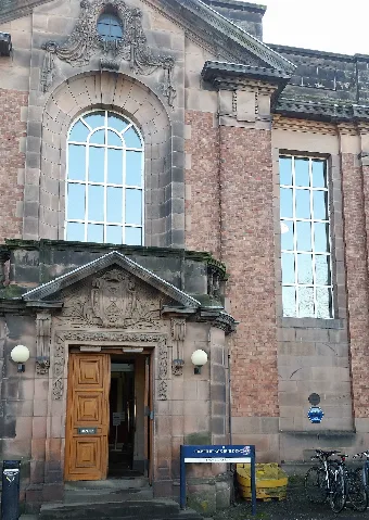 Joseph Black Building Entrance, King's Buildings, Edinburgh (39851727503)
