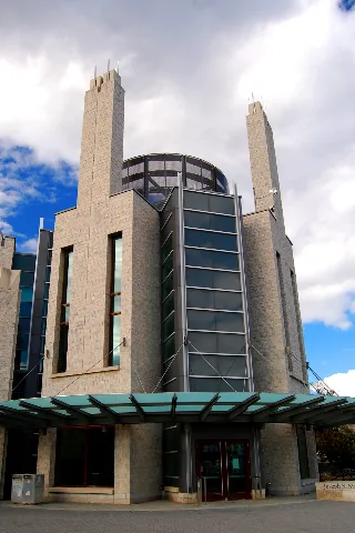 Joseph S. Stauffer Library Exterior In 2007