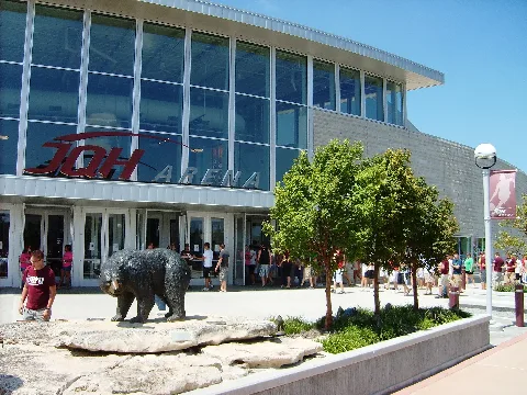 Jqharenaexterior.08.2010