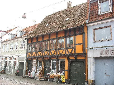 Køge Garvergården, Vestergade