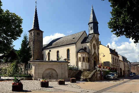 Kierch Schwéidsbengen 8 001