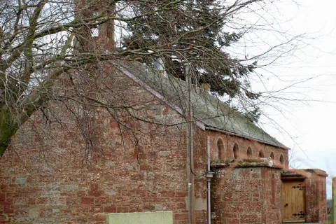Kingoldrum Church Geograph.org.uk 1102527
