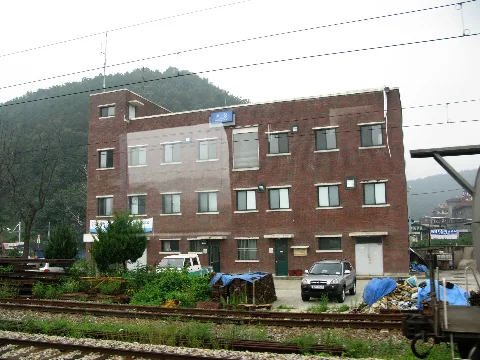 Korail Gyeongbu Osong Line Seochang Station Rearside