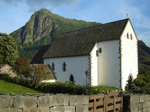 Kvinnheradkirke04