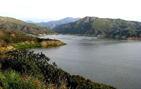 Lac Piru (Cropped)