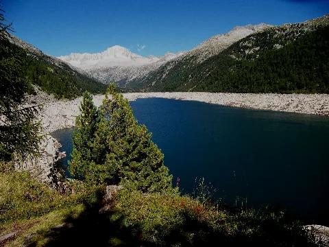Lago Di Malga Bissina