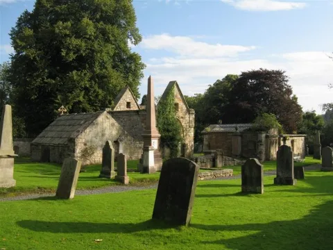 Lasswade Old Kirkyard Geograph.org.uk 973845