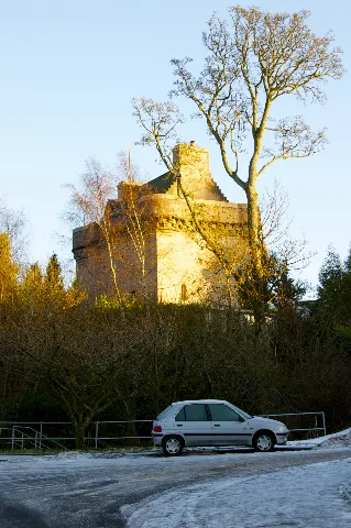 Levan Castle (5238839361)