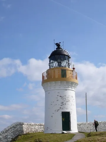 Lighthouse, South Rona Geograph.org.uk 718080