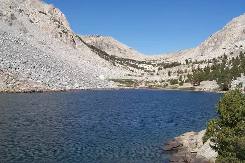 Loch Leven Paiute Pass