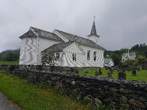 Ølve Kirke Fra Ra