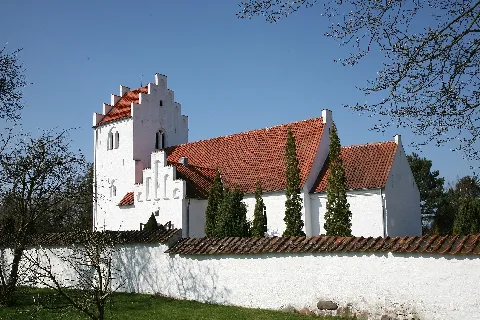 Lynge Kirke 20090410 33