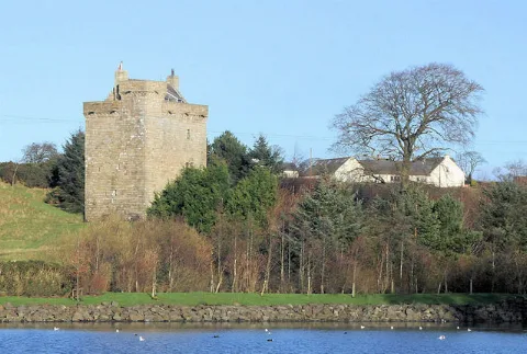 Mains Castle, East Kilbride Geograph.org.uk 428013