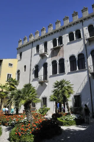 Malcesine Palazzo Dei Capitani Cth