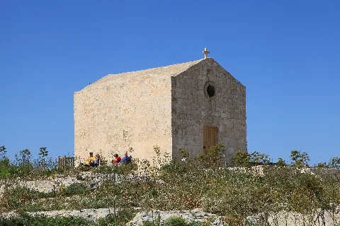 Malta Dingli Triq Panoramika St. Mary Magdalene 03 Ies