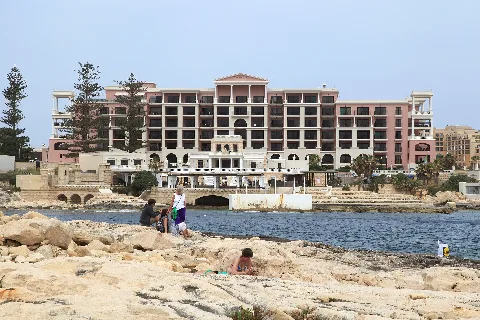 Malta St. Julian's Triq Il Wilga + Triq Id Dragunara 01 Ies