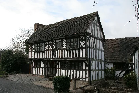 Manor House 1 (3308438221)