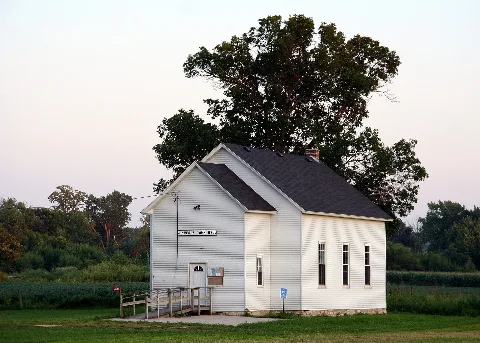 Minneolatownhall