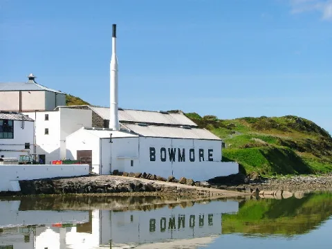 Morrison Bowmore, Islay