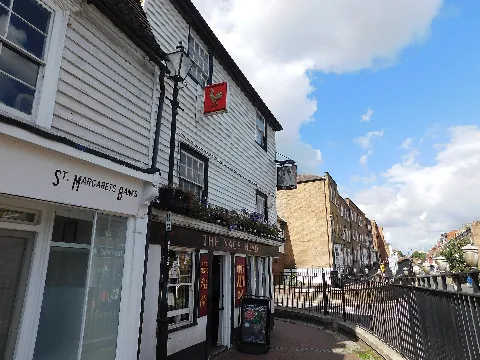 Nags Head, High St, Rochester