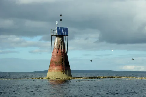 Nevi Skerry Light Geograph.org.uk 922093