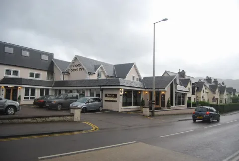 Nevis Bank Inn Browns Restaurant Geograph.org.uk 3414305
