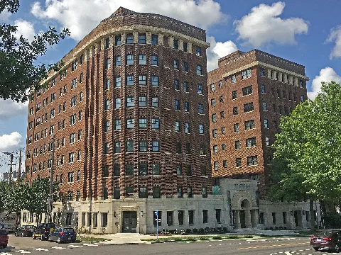 Newbern Hotel Kcmo