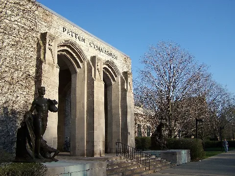 Nu Patten Gymnasium